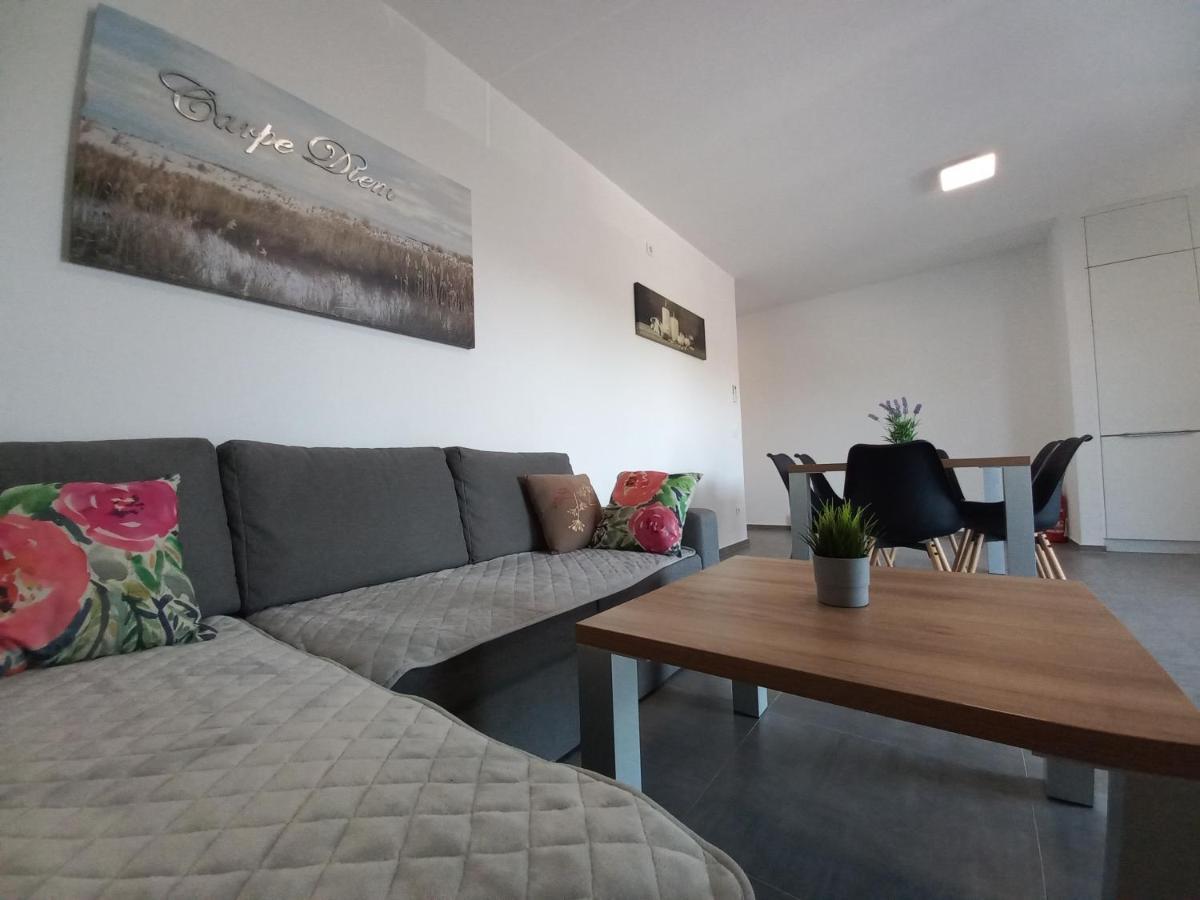 Apartment Martina Vir Esterno foto